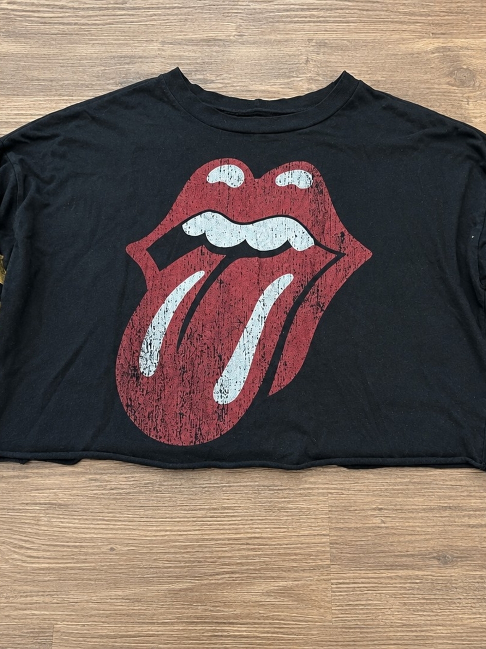 Rolling Stones XL Cropped Graphic Sweatshirt Black Band Tee Long Sleeve Rock & R - Picture 2 of 4
